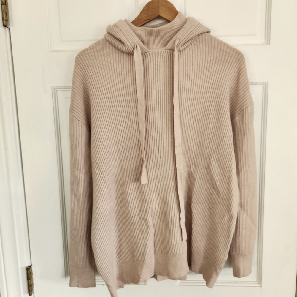 Fate Ribbed Hoodie Sweatshirt in Light Beige